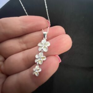 Dainty flower necklace and earring set.